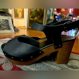 Torrid Platform Sandals Size 11